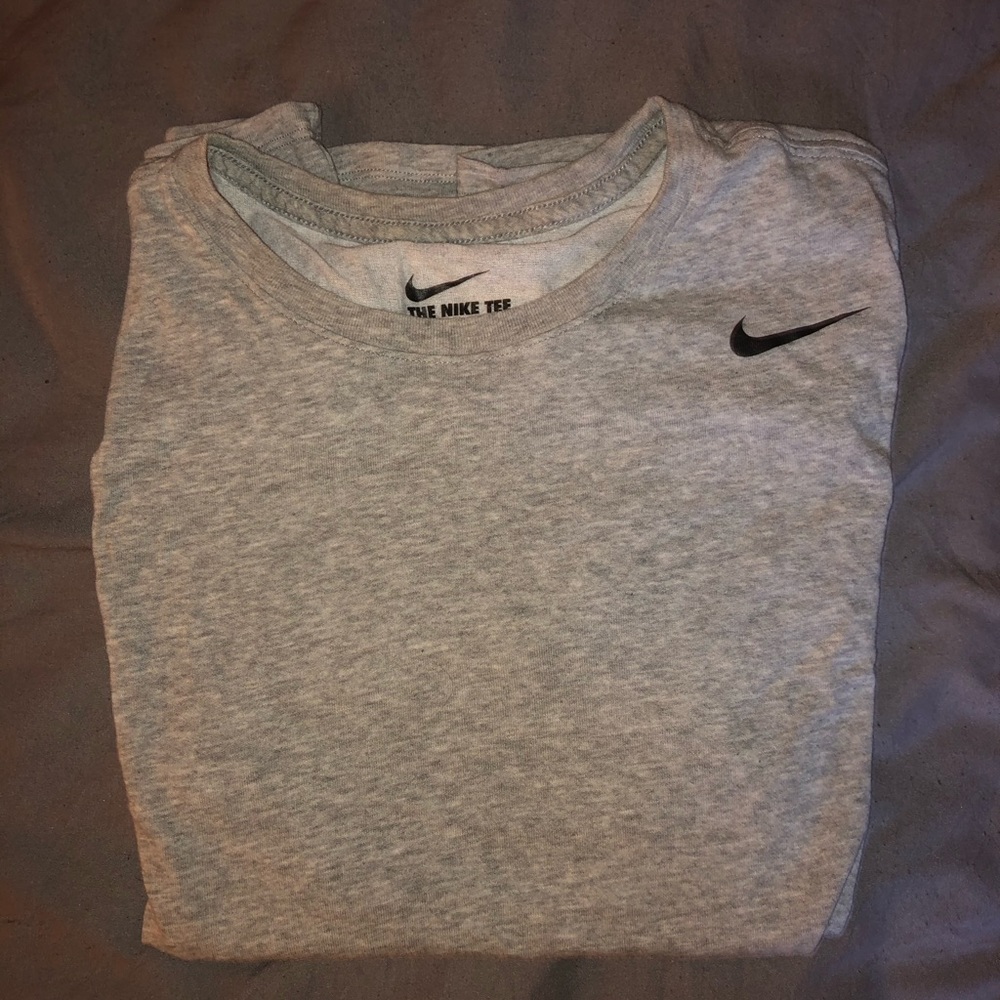 Grey Nike t-shirt